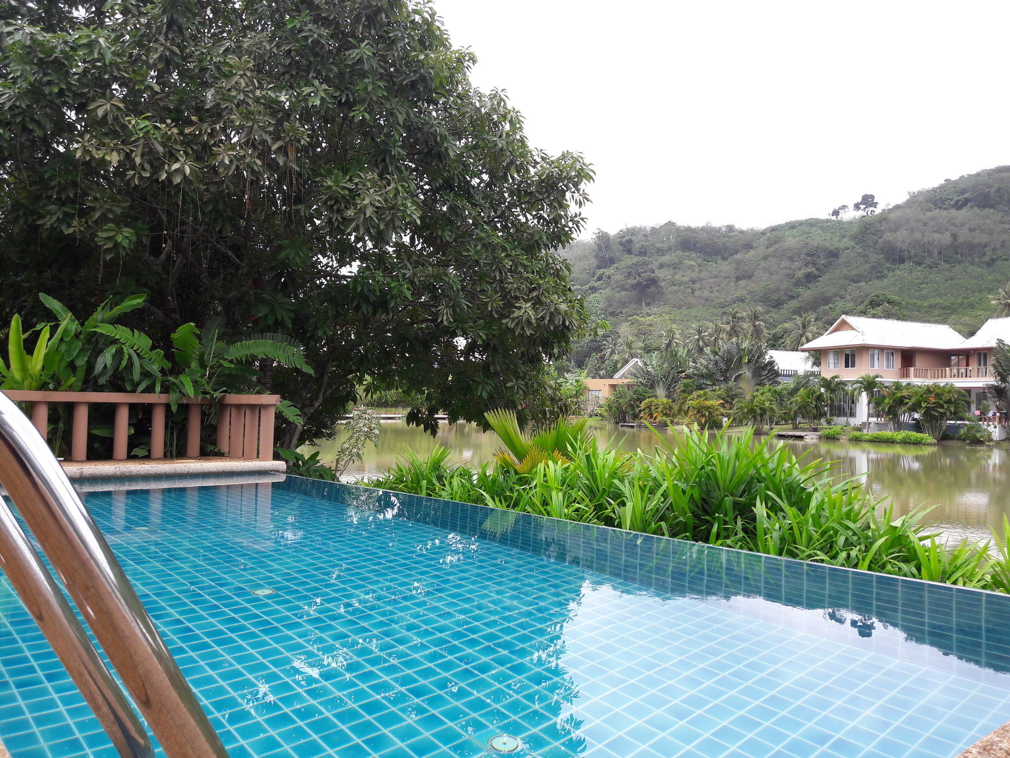 Sakoo Valley Naithon Beach หาดลายัน ภายนอก รูปภาพ